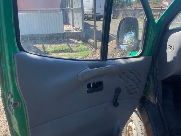 1995 Ford Transit, зелёный, 225000 рублей - вид 4