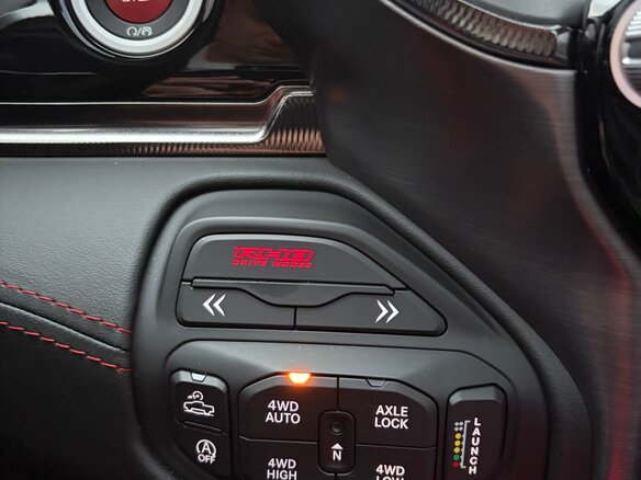 2025 Ram 1500 RHO V Рестайлинг, чёрный, 11000000 рублей - вид 14