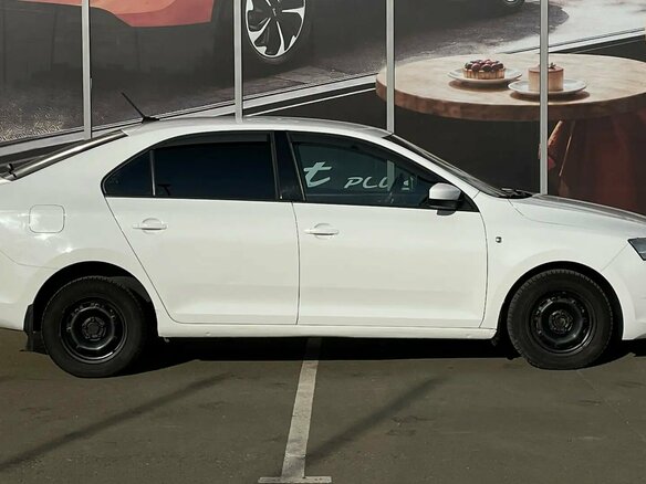 2017 Skoda Rapid I, белый, 870000 рублей - вид 5