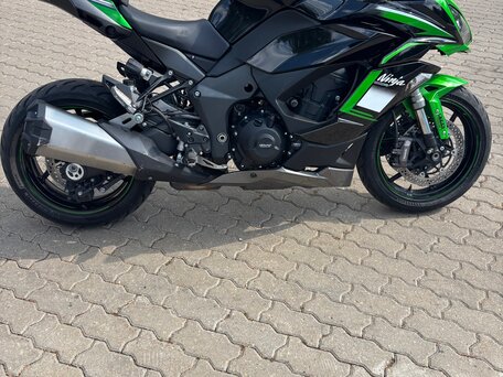 2023 Kawasaki Ninja 1000 SX, чёрный, 999999 рублей, вид 3