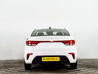 2017 Kia Rio IV, белый, 1099000 рублей, вид 5