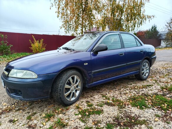 2002 Mitsubishi Carisma I Рестайлинг, синий, 250000 рублей