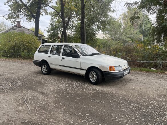1988 Ford Sierra I Рестайлинг, белый, 65000 рублей - вид 1