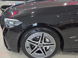2026 Mercedes-Benz C-Класс 200 V (W206), чёрный, 6013242 рублей, вид 4
