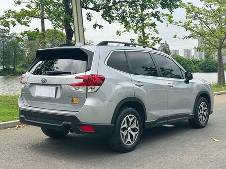 2022 Subaru Forester V Рестайлинг, серебристый, 3416692 рублей, вид 5