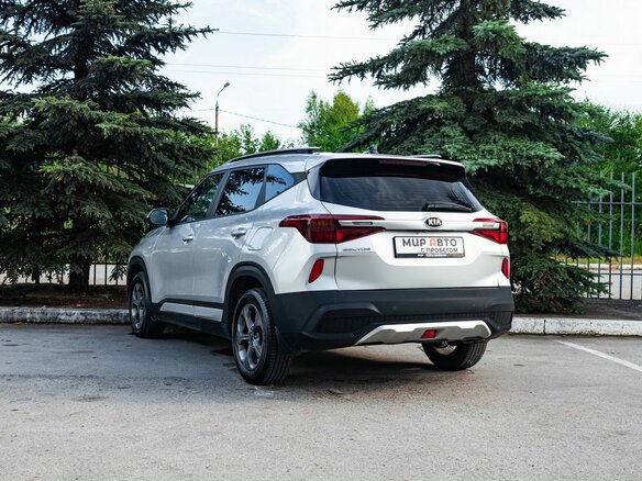 2021 Kia Seltos I, серый, 1800000 рублей - вид 1