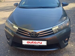 2013 Toyota Corolla XI (E160, E170, E180), серый, 870000 рублей, вид 3
