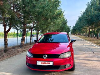 2011 Volkswagen Jetta VI, красный, 770000 рублей, вид 1