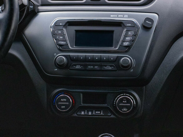 2014 Kia Rio 4-speed III, серый - вид 12