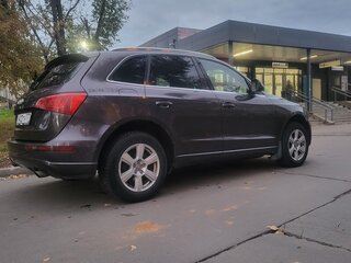 2009 Audi Q5 I (8R), серый, 1300000 рублей, вид 3