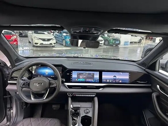 2025 Geely Monjaro (Xingyue L) I Рестайлинг (China Market), серый, 3230010 рублей - вид 10