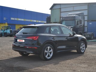 2021 Audi Q5 45 TFSI II (FY) Рестайлинг, чёрный, 4460000 рублей, вид 5