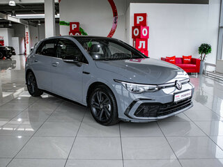 2022 Volkswagen Golf VIII, серый, 3075000 рублей, вид 3