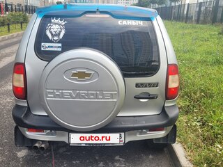 2005 Chevrolet Niva I, серебристый, 300000 рублей, вид 2