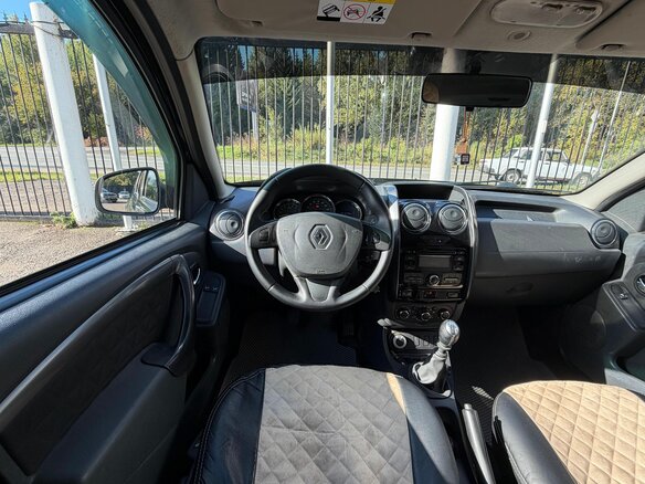 2015 Renault Duster I Рестайлинг, зелёный - вид 10