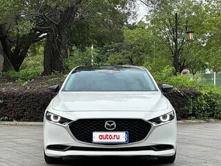 2022 Mazda 3 Axela IV (BP), белый, 1680000 рублей, вид 2
