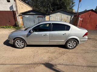2010 Opel Astra H Рестайлинг, серебристый, 650000 рублей, вид 4