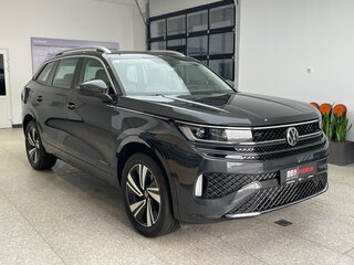 2026 Volkswagen Tavendor I, чёрный, 5360000 рублей, вид 3