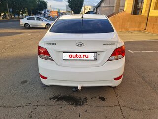 2012 Hyundai Solaris I, белый, 640000 рублей, вид 4