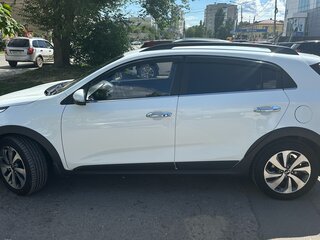 2017 Kia Rio X-Line IV, белый, 1499000 рублей, вид 4