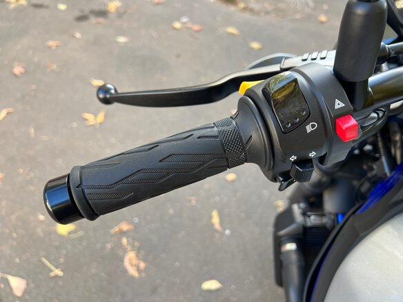 2020 Suzuki SV 650, серебристый, 695000 рублей - вид 17