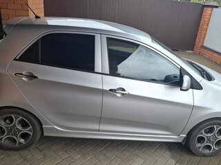 2014 Kia Picanto II, серебристый, 900000 рублей, вид 2