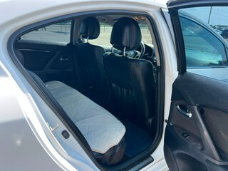 Toyota Avensis III