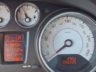 2012 Peugeot 308 I Рестайлинг, коричневый, 640000 рублей, вид 4