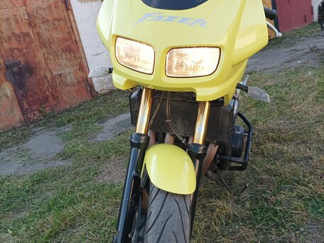 1998 Yamaha FZ400, жёлтый, 250000 рублей, вид 1