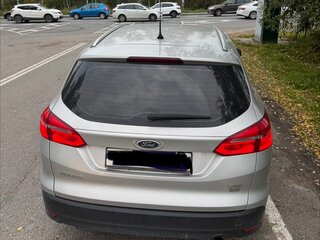 2015 Ford Focus III Рестайлинг, серебристый, 920000 рублей, вид 4