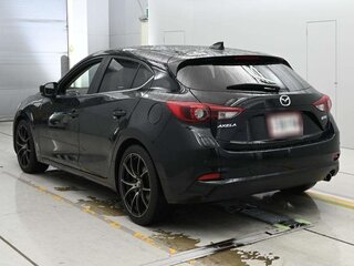 2017 Mazda Axela III Рестайлинг, чёрный, 965005 рублей, вид 2