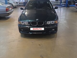 2000 BMW 5 серии 535i IV (E39) Рестайлинг, зелёный, 800000 рублей, вид 1