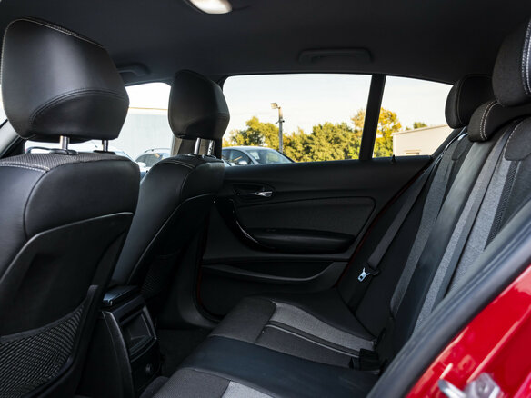 2016 BMW 1 серии 118i II (F20/F21) Рестайлинг, красный - вид 15