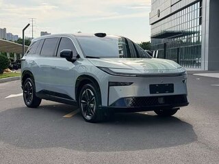2026 Toyota bZ3X 58.3 kWh, серебристый, 2688000 рублей, вид 1