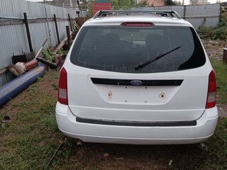 2001 Ford Focus I (North America), белый, 190000 рублей, вид 3
