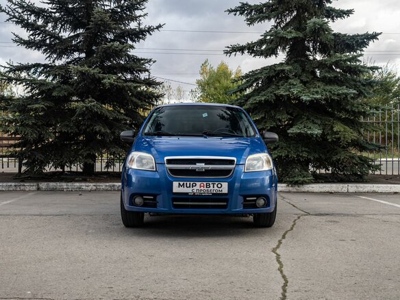 2010 Chevrolet Aveo I Рестайлинг, синий, 385000 рублей - вид 4