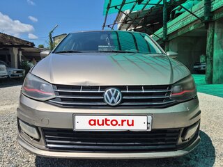 2016 Volkswagen Polo V Рестайлинг, бежевый, 540000 рублей, вид 1