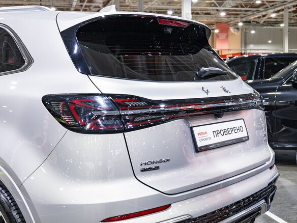 2024 Hongqi HS5 I Рестайлинг, золотистый, 3370900 рублей - вид 11