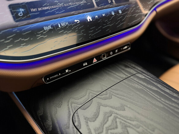 2025 Mercedes-Benz E-Класс 300 VI (W214, S214), чёрный - вид 16