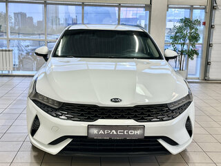 2021 Kia K5 III, белый, 1740000 рублей, вид 3