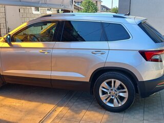 2021 Skoda Karoq DSG7 I, серый, 2700000 рублей, вид 4