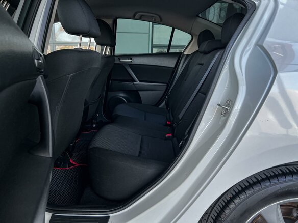 2011 Mazda 3 II (BL), белый, 675000 рублей - вид 12