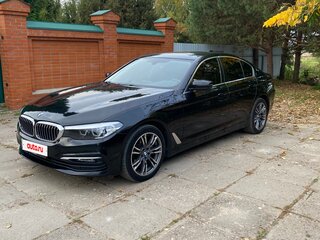 2018 BMW 5 серии 520d VII (G30/G31/G38), чёрный, 3040000 рублей, вид 2