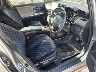 2011 Toyota Wish II, серый, 1444444 рублей, вид 3