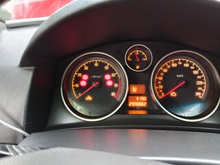 2008 Opel Astra GTC H Рестайлинг, красный, 330000 рублей, вид 4