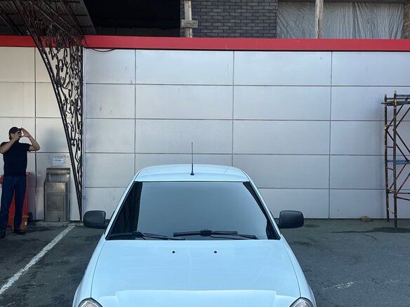 2017 Lada (ВАЗ) Priora I Рестайлинг, белый, 865000 рублей - вид 2
