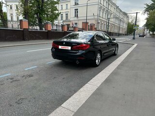 2019 BMW 5 серии 520d VII (G30/G31/G38), чёрный, 2450000 рублей, вид 4