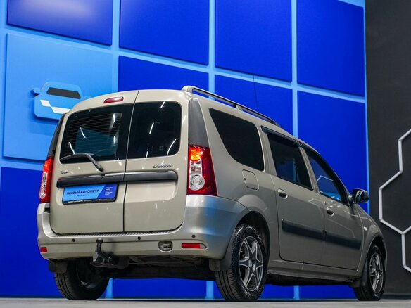 2013 Lada (ВАЗ) Largus I, бежевый - вид 5