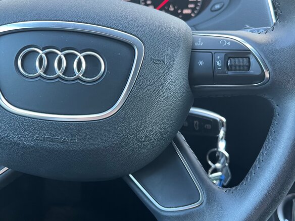 2014 Audi Q3 I (8U), чёрный, 2100000 рублей - вид 6