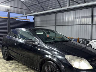 2008 Opel Astra GTC H Рестайлинг, чёрный, 430000 рублей, вид 5
